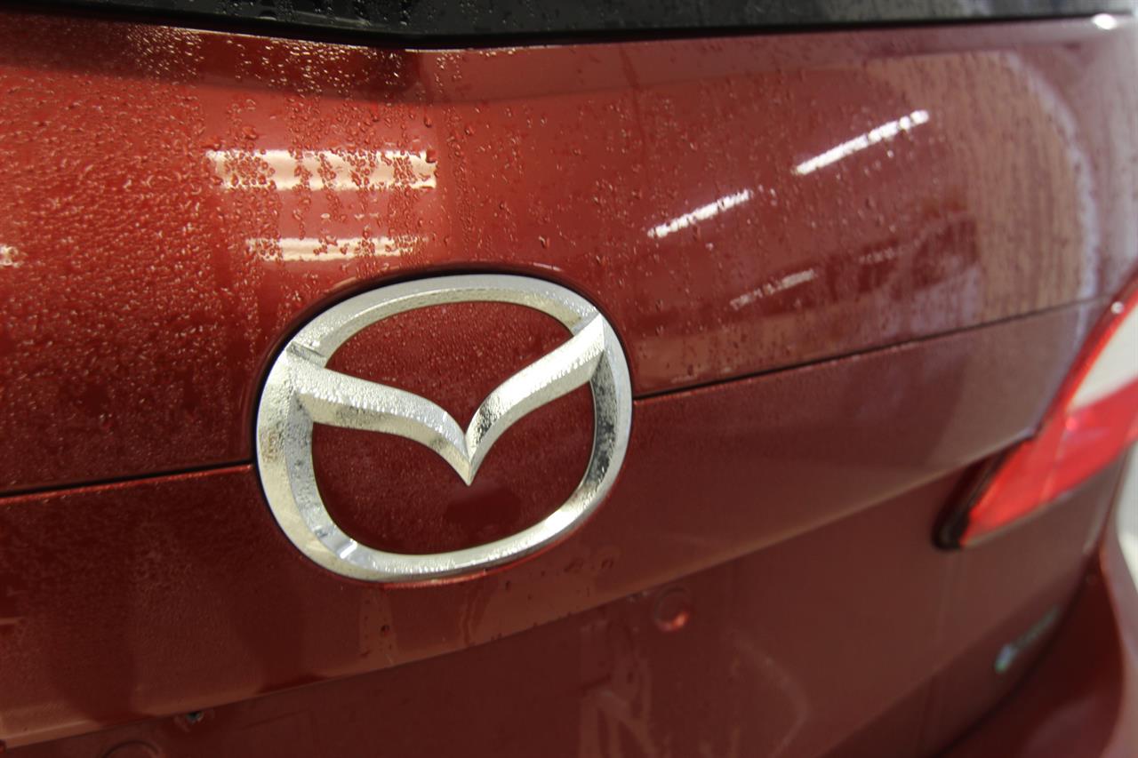 2012 Mazda Premacy