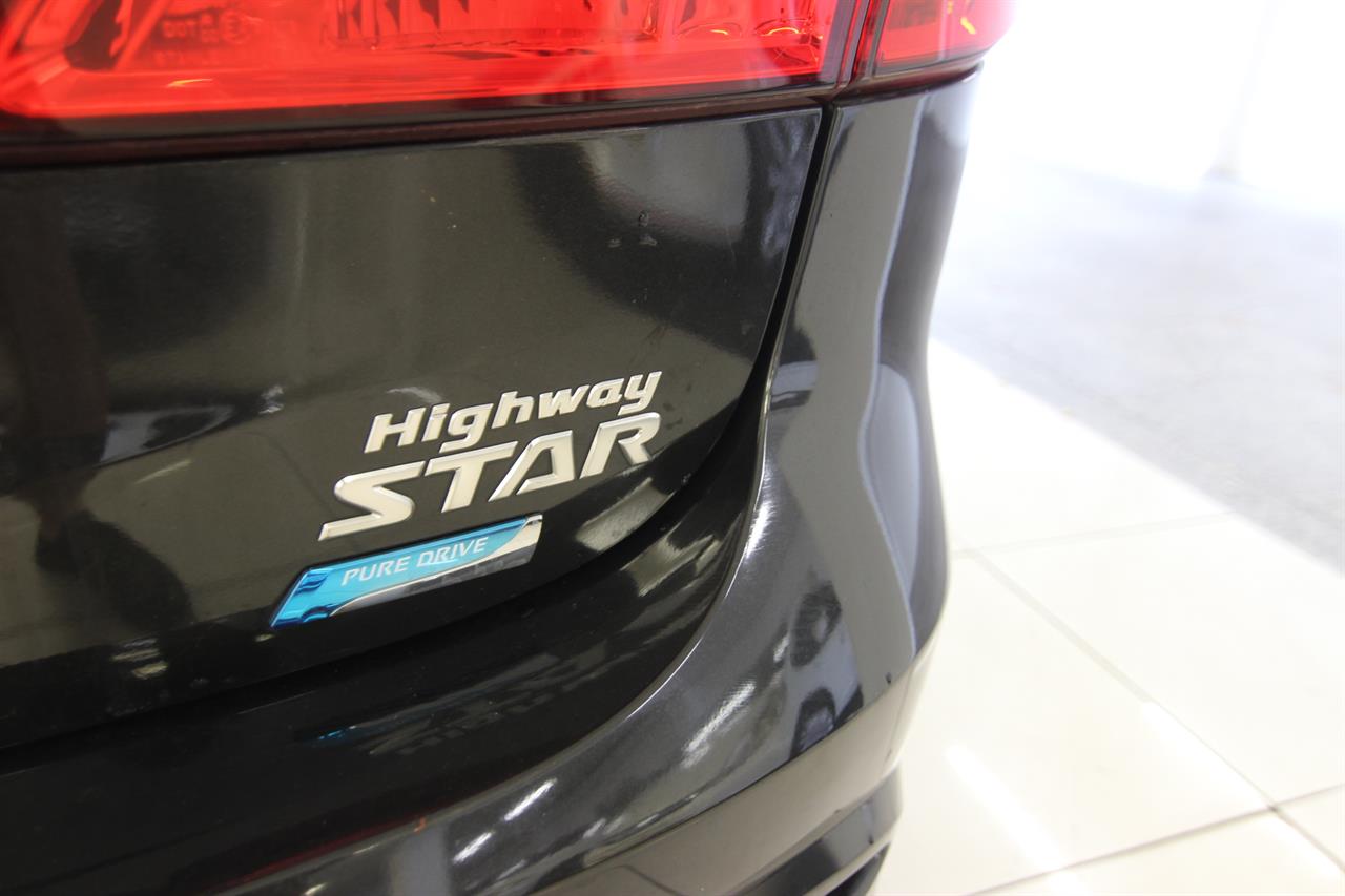 2012 Nissan LAFESTA